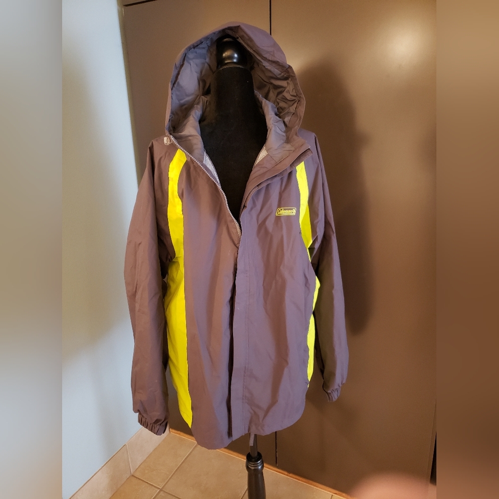 🔥 Coleman Nylon Hooded Water Resistant Jacket XL - Picture 1 of 6